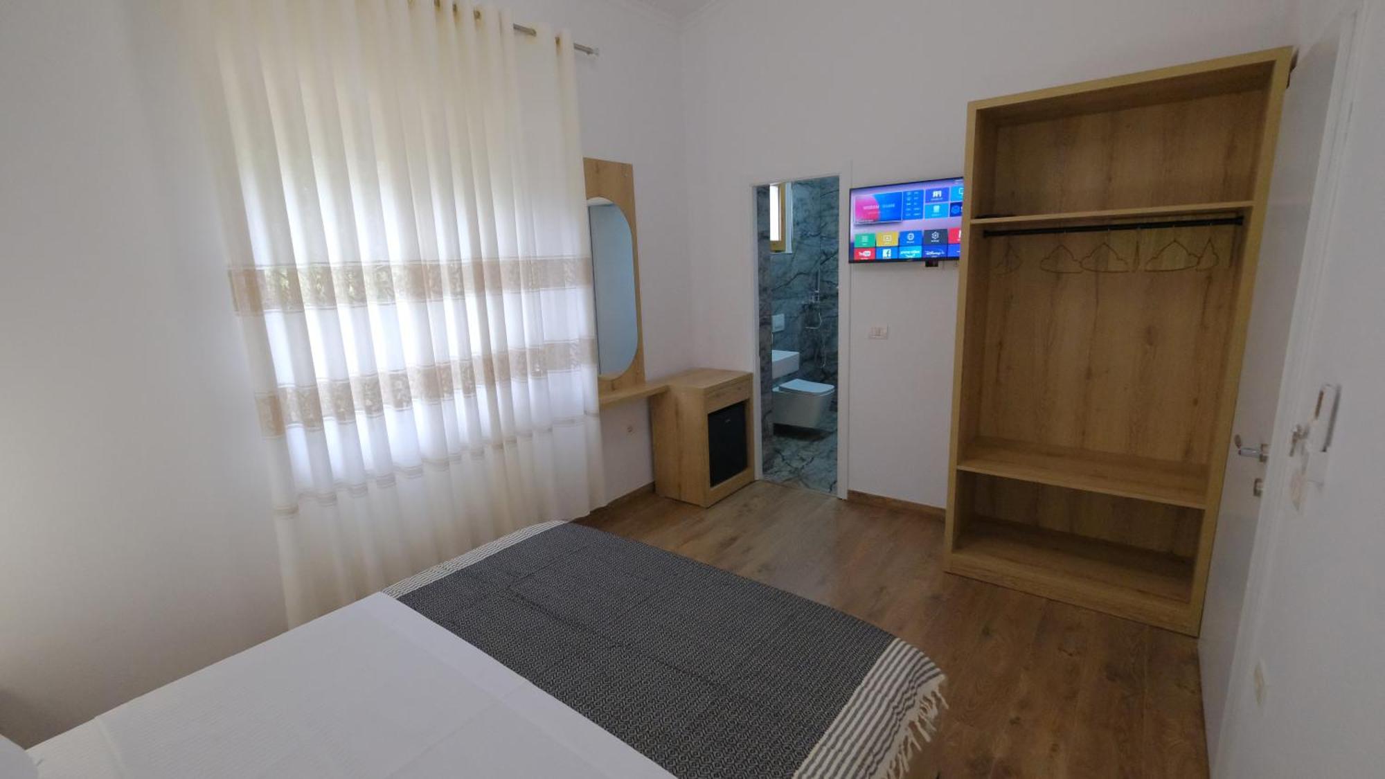 Salillari Guest House เบราท ภายนอก รูปภาพ