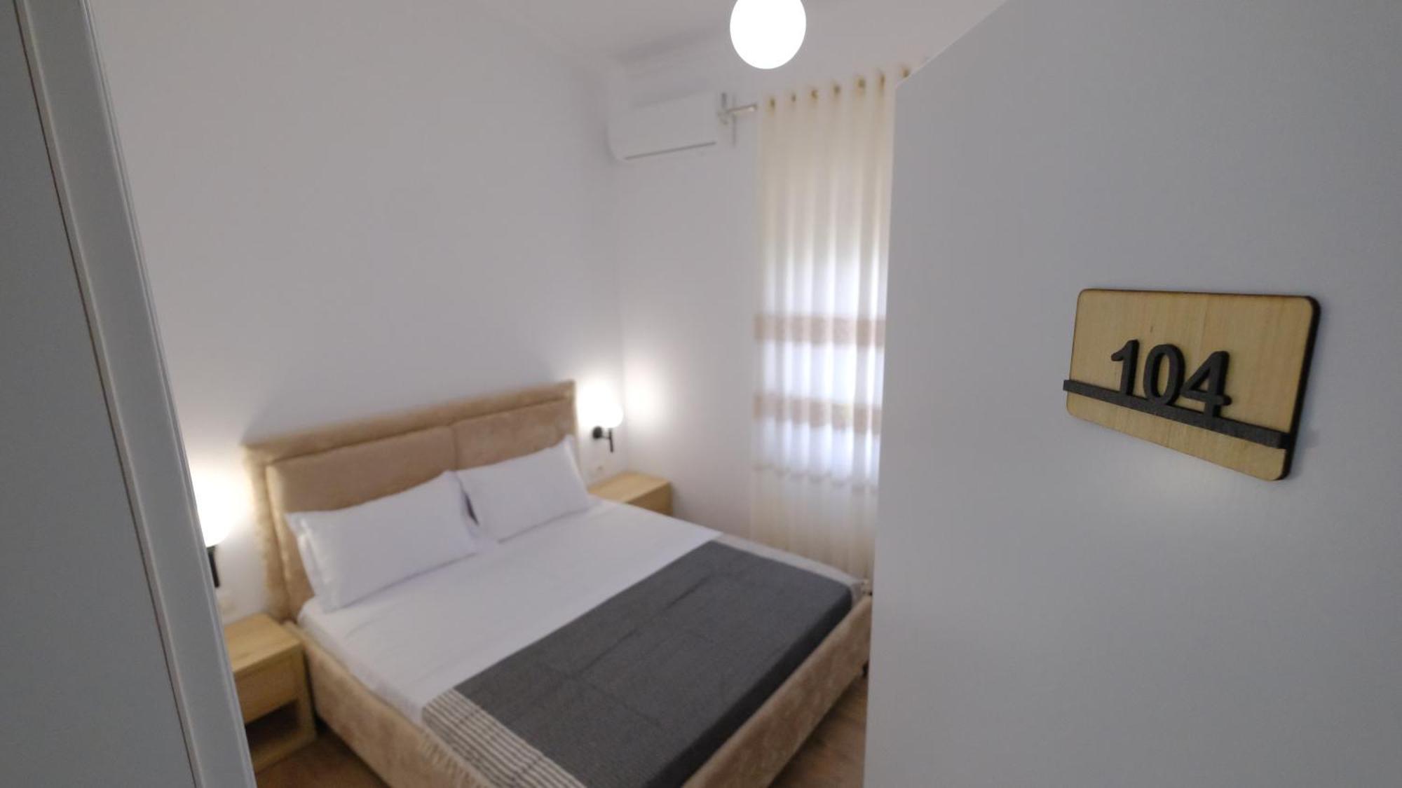 Salillari Guest House เบราท ภายนอก รูปภาพ