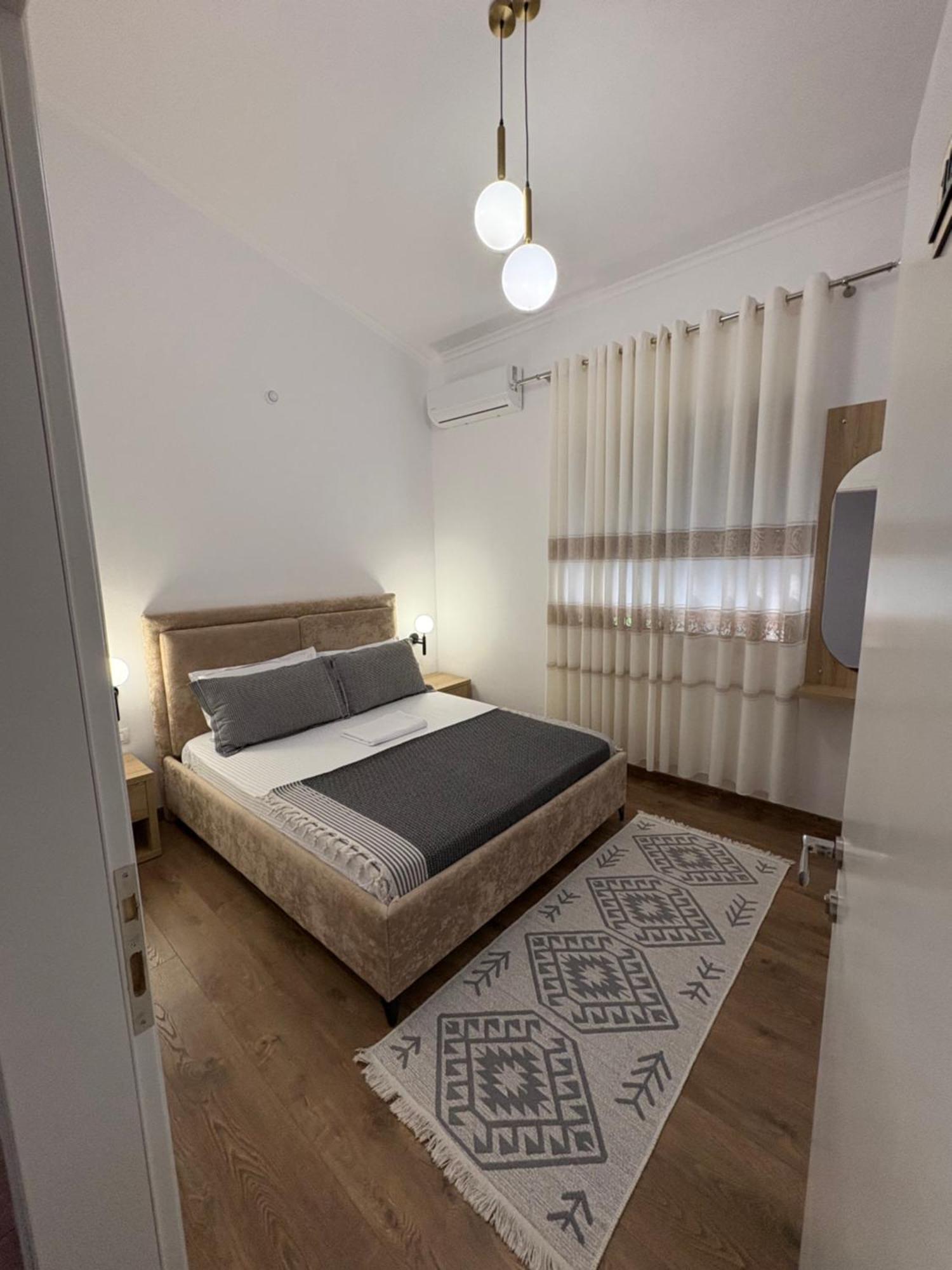 Salillari Guest House เบราท ภายนอก รูปภาพ